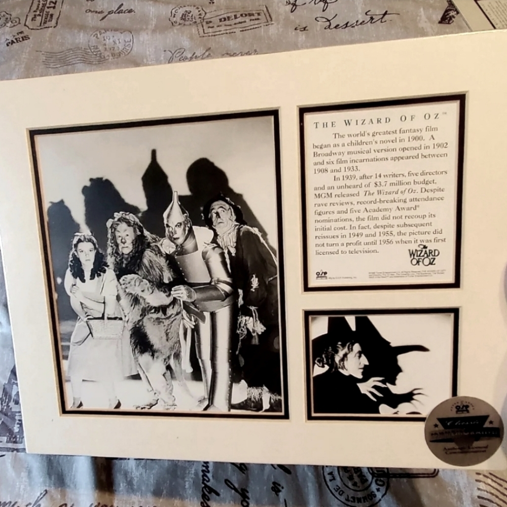 Sealed Wizard Of Oz Vintage Photo Collection COA